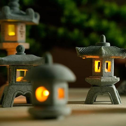 Tōrō Lantern — Zen Stone Ornament