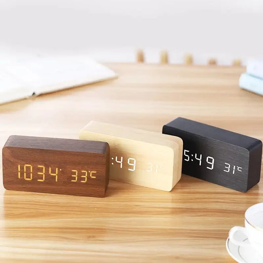 Mokume Clock — Wood Grain LED Display