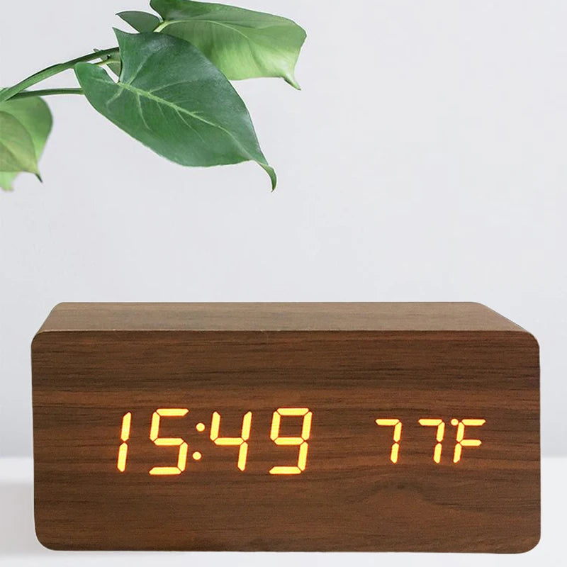 Mokume Clock — Wood Grain LED Display