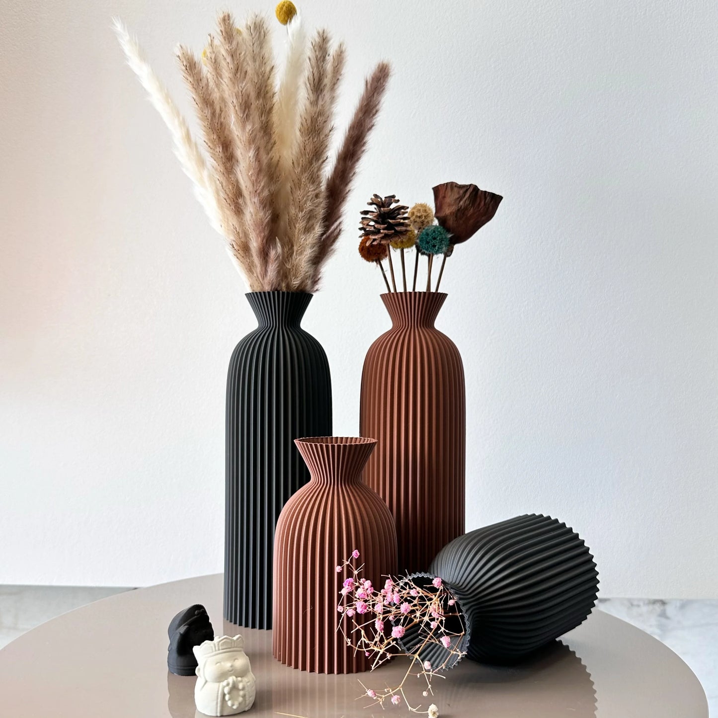 Nami Vase Set — Fluted Ceramic Duo